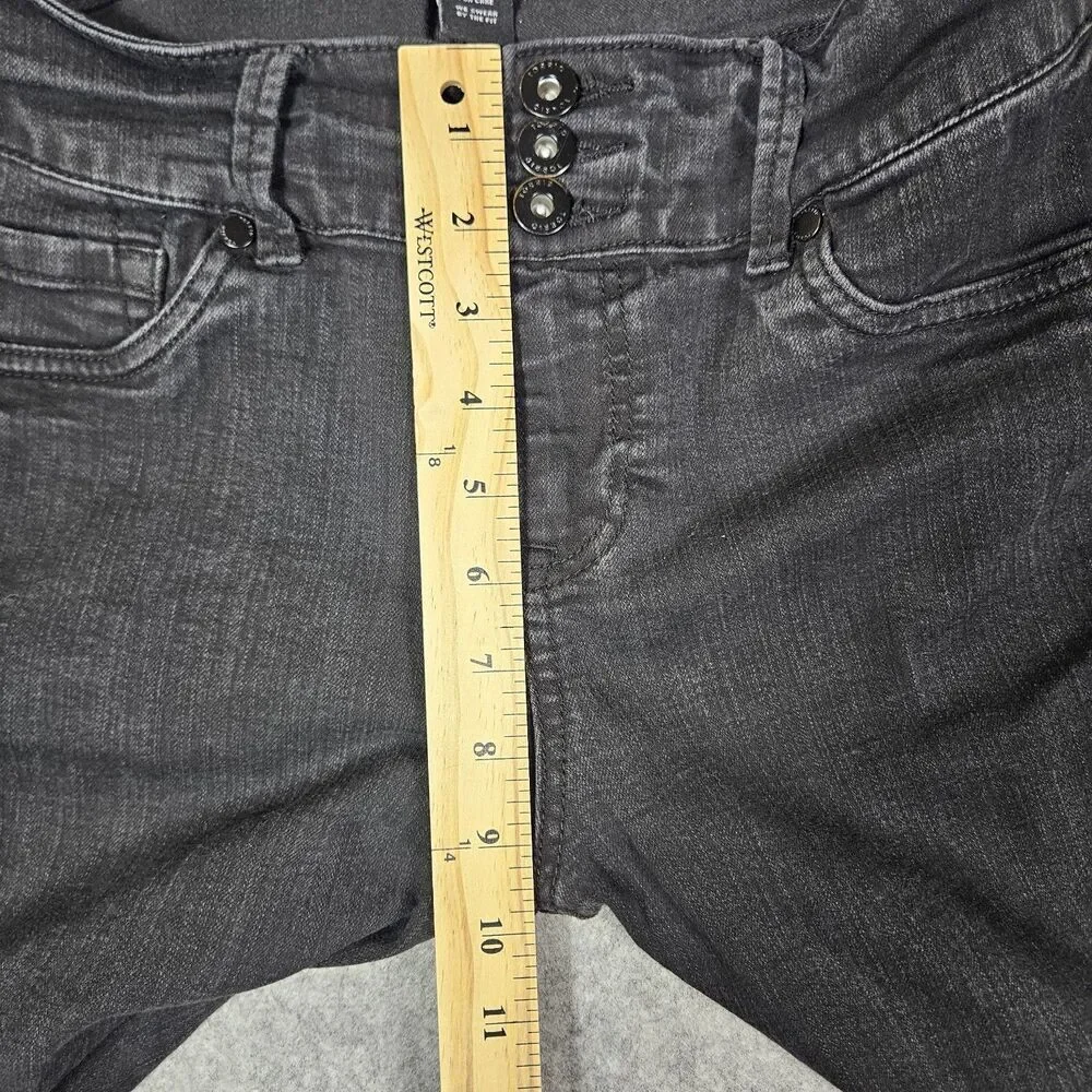 Torrid‎ Womens Black Bermuda Shorts Comfort Casual Rock Goth Scene Alt Size 12